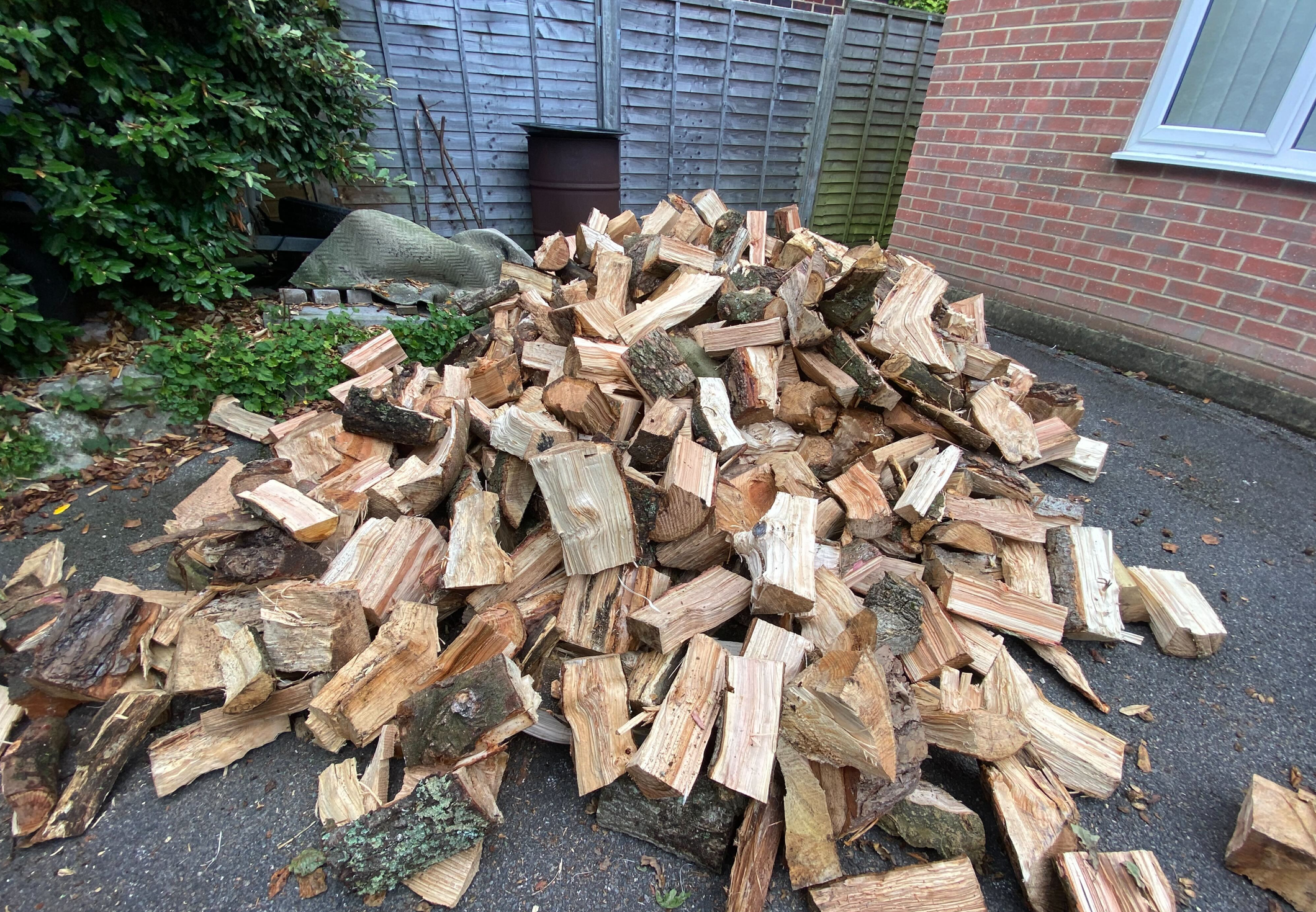 Firewood tipped loose on delivery